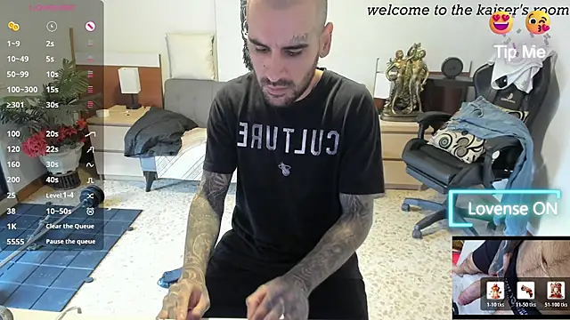 kaiser679  online show from 04/24/26, 07:27