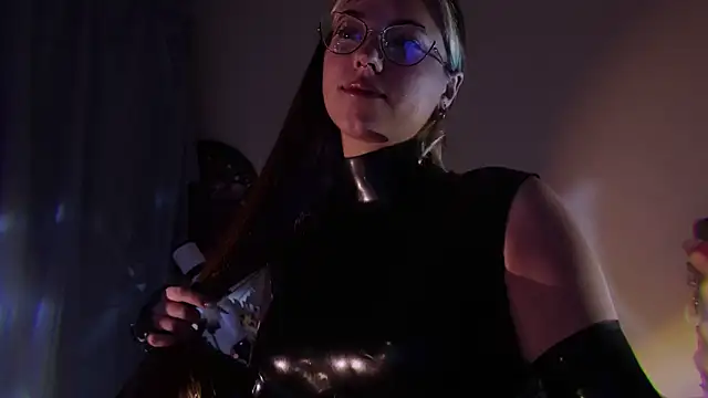 Scarlett Wanner online show from 11/26/25, 08:10