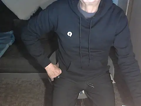 kiam471 online show from 11/05/25, 06:52