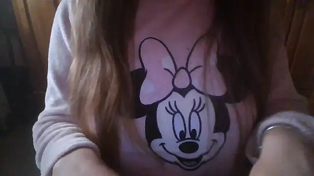 Snapshot of Sexymiss26 chatting on 12/20/24, 04:25 Sexymiss26 online show from 12/20/24, 04:25