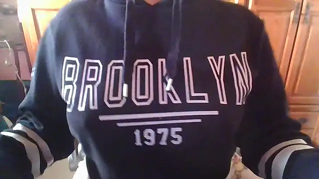 Snapshot of Sexymiss26 chatting on 12/31/24, 11:09 Sexymiss26 online show from 12/31/24, 11:09