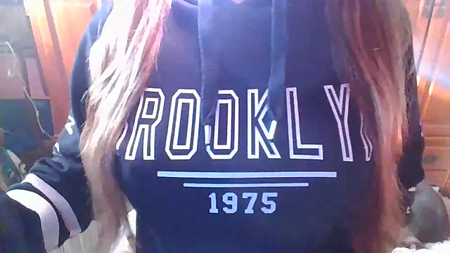 Snapshot of Sexymiss26 chatting on 12/31/24, 02:36 Sexymiss26 online show from 12/31/24, 02:36