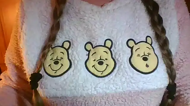 Snapshot of Sexymiss26 chatting on 02/17/25, 08:47 Sexymiss26 online show from 02/17/25, 08:47