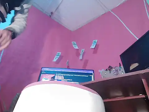 Snapshot of paulavletina21 chatting on 03/31/26, 05:19 paulavletina21 online show from 03/31/26, 05:19