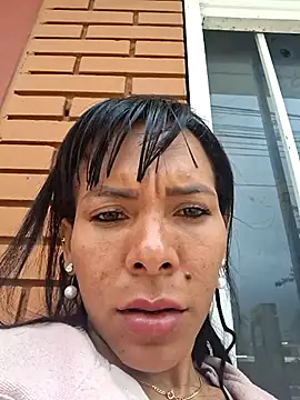 Snapshot of Doll_Loren chatting on 03/03/25, 05:50 Doll Loren online show from 03/03/25, 05:50