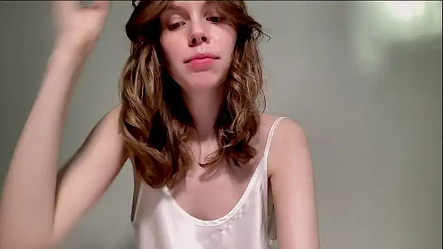 Nikki Mimimi online show from 12/04/24, 10:13