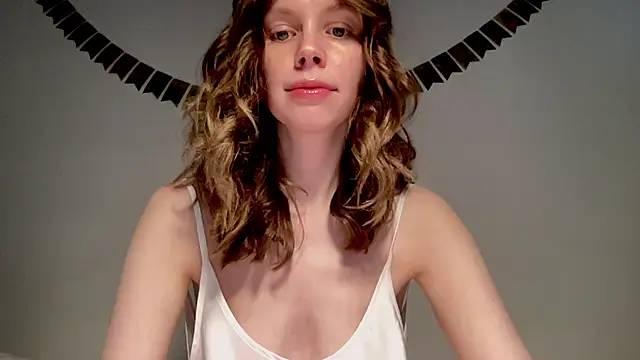 Nikki Mimimi online show from 01/03/25, 10:09