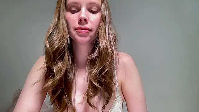 Snapshot of Nikki_Mimimi chatting on 04/29/26, 10:08 Nikki Mimimi online show from 04/29/26, 10:08