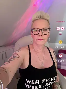 Snapshot of German_Milf chatting on 06/02/26, 12:40 German Milf online show from 06/02/26, 12:40