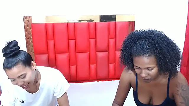 lizeth keilyn online show from 09/27/25, 02:33