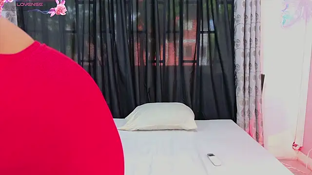 BLACK ROSSE 1 online show from 10/28/25, 12:30