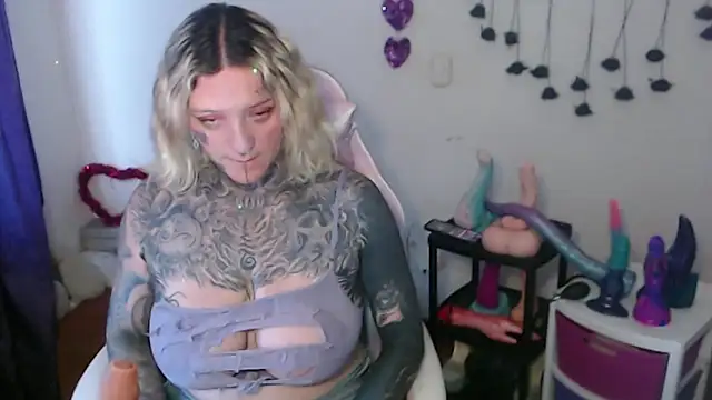 SLOPPYTITSS online show from 04/07/26, 10:42