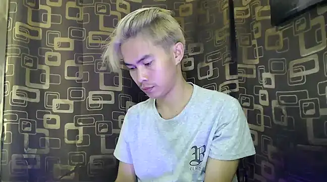 Snapshot of asianpatt69 chatting on 12/10/24, 01:22 asianpatt69 online show from 12/10/24, 01:22