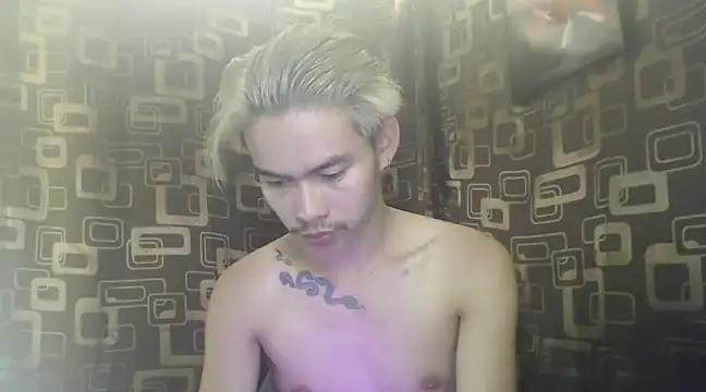 Snapshot of asianpatt69 chatting on 12/24/24, 12:55 asianpatt69 online show from 12/24/24, 12:55