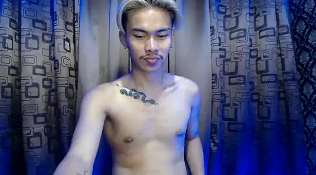 Snapshot of asianpatt69 chatting on 02/01/25, 11:10 asianpatt69 online show from 02/01/25, 11:10