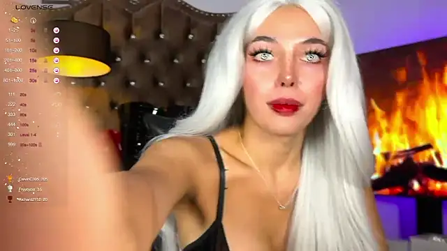 Snapshot of sassymarylou chatting on 02/12/25, 04:33 sassymarylou online show from 02/12/25, 04:33