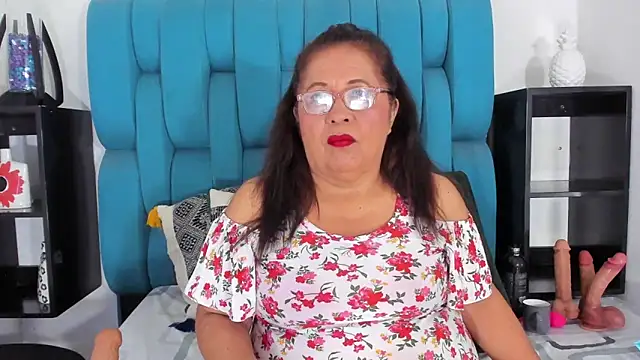 Keira Lennox online show from 03/04/25, 12:44