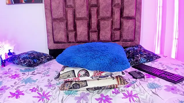 NaughtyAnaa online show from 10/11/25, 04:16