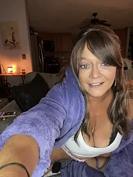 cowgirlc online show from 02/19/25, 03:28