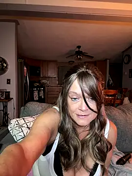 cowgirlc online show from 09/28/25, 03:01