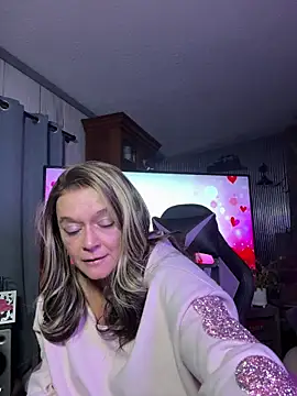 Snapshot of cowgirlc chatting on 02/12/26, 03:56 cowgirlc online show from 02/12/26, 03:56