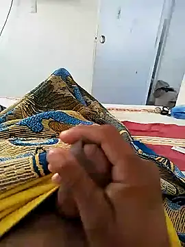 Snapshot of sagrado_1989 chatting on 12/24/24, 03:58 sagrado 1989 online show from 12/24/24, 03:58