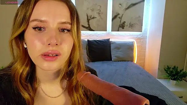 Betty June online show from 04/09/26, 08:47