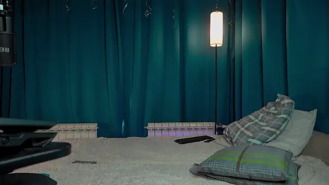 VIktorSecret online show from 04/11/26, 12:31