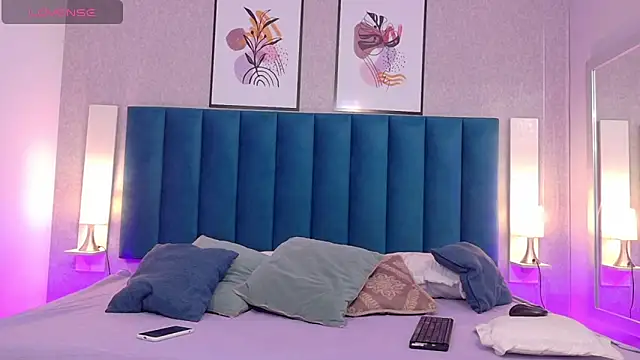 MiaMidnnightt online show from 10/24/25, 12:34