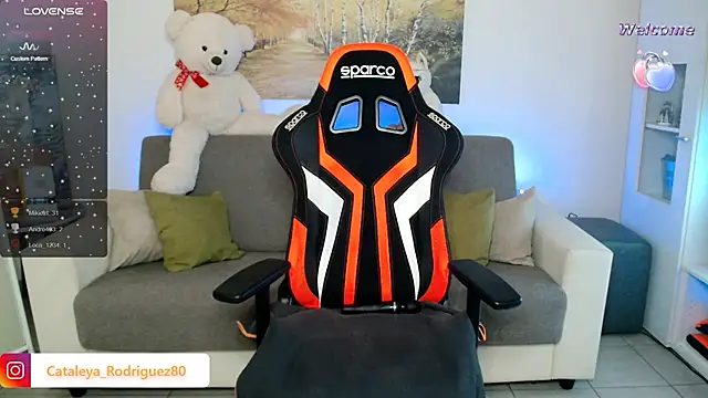 Snapshot of Cataleya80 chatting on 02/22/25, 07:36 Cataleya80 online show from 02/22/25, 07:36