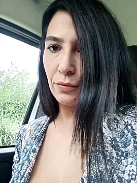 Snapshot of Cataleya80 chatting on 10/24/25, 02:13 Cataleya80 online show from 10/24/25, 02:13