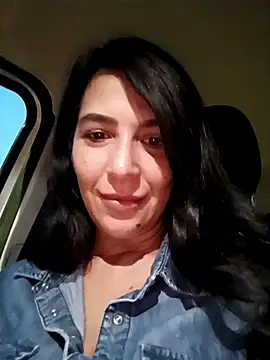 Snapshot of Cataleya80 chatting on 10/31/25, 05:25 Cataleya80 online show from 10/31/25, 05:25