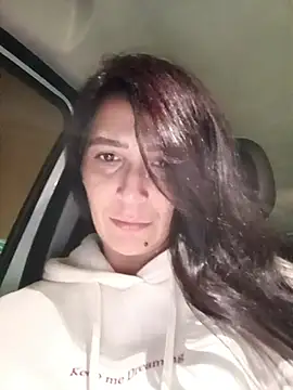 Snapshot of Cataleya80 chatting on 11/13/25, 10:08 Cataleya80 online show from 11/13/25, 10:08