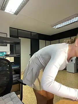 EmaSalis online show from 01/29/25, 08:29