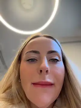 EmaSalis online show from 04/13/26, 07:14