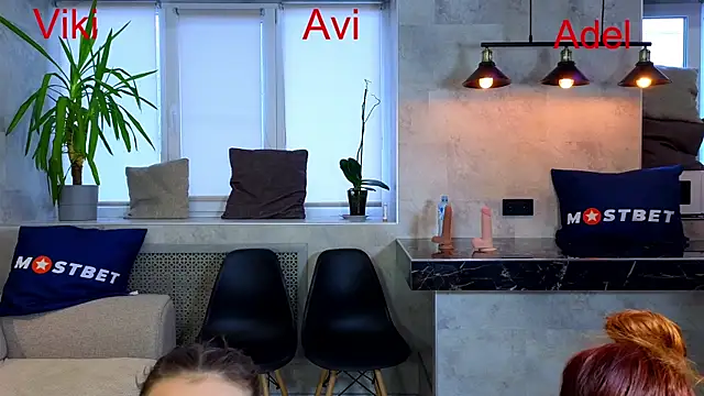 Snapshot of Misss_Vikk chatting on 12/14/24, 09:40 Misss Vikk online show from 12/14/24, 09:40