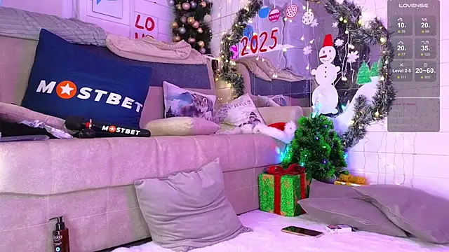 Snapshot of Misss_Vikk chatting on 12/30/24, 11:04 Misss Vikk online show from 12/30/24, 11:04