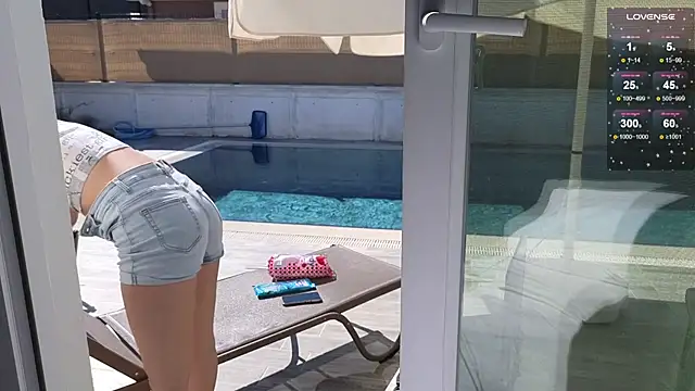 Snapshot of Misss_Vikk chatting on 03/01/25, 08:45 Misss Vikk online show from 03/01/25, 08:45