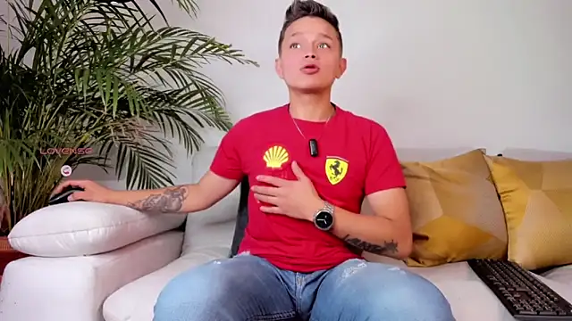 Snapshot of Tim_wolf chatting on 02/20/26, 03:12 Tim wolf online show from 02/20/26, 03:12