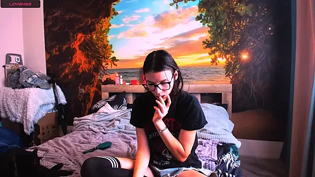 MollyLollipop online show from 02/06/25, 03:16