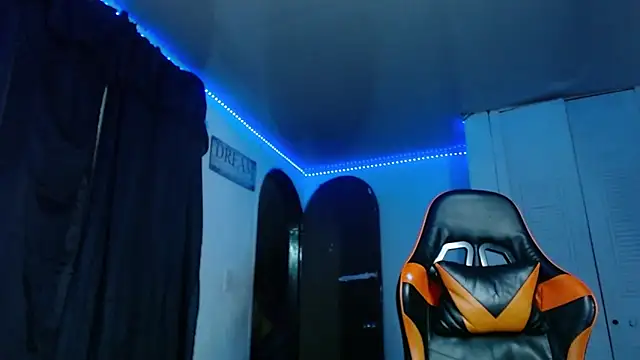 Adam Hudsond online show from 10/04/25, 03:48