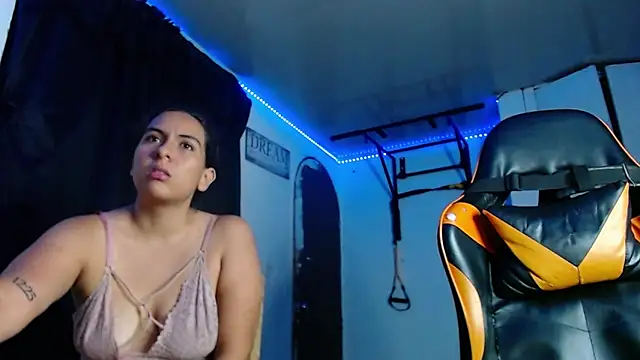 Adam Hudsond online show from 04/01/26, 04:13