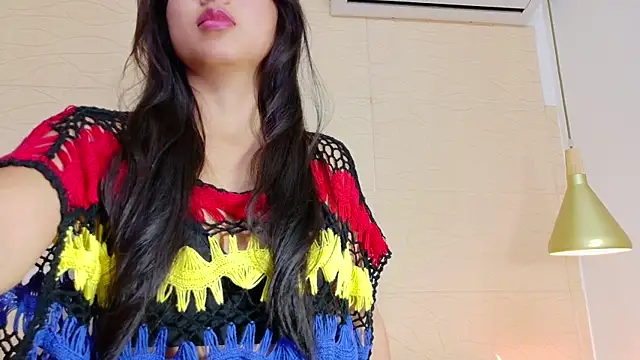 Snapshot of Sweet_baby_hellen chatting on 03/12/25, 04:30 Sweet baby hellen online show from 03/12/25, 04:30