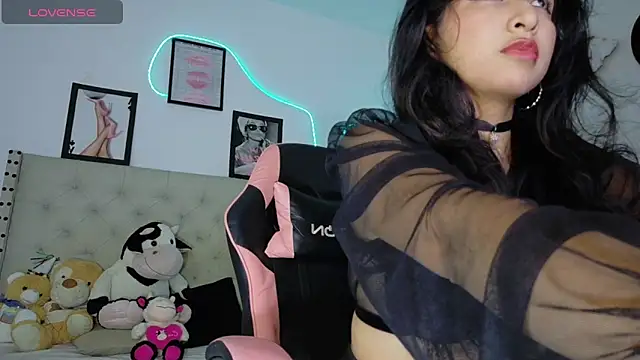 Snapshot of Sweet_baby_hellen chatting on 06/02/26, 04:58 Sweet baby hellen online show from 06/02/26, 04:58
