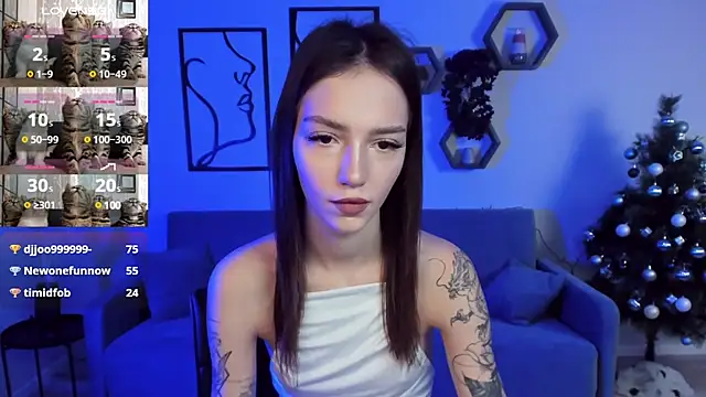 SophieCatty online show from 12/28/24, 12:04