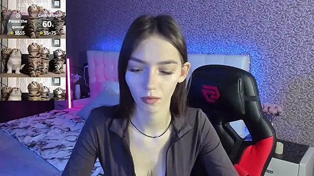 SophieCatty online show from 02/05/25, 06:35