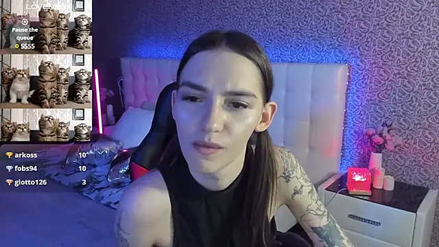 SophieCatty online show from 02/28/25, 05:59