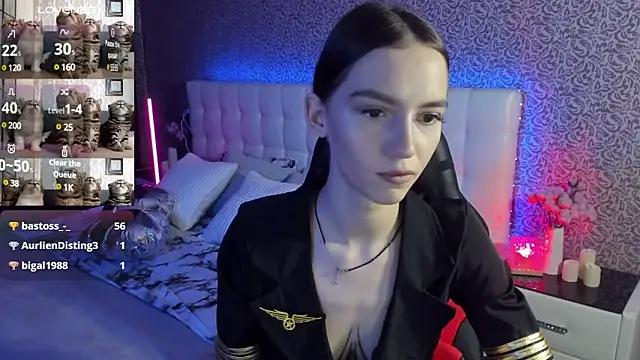 SophieCatty online show from 03/10/25, 02:48