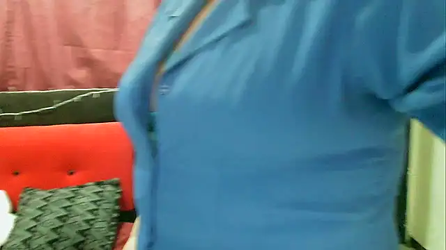 Snapshot of yayita_mature chatting on 01/13/25, 10:24 yayita mature online show from 01/13/25, 10:24