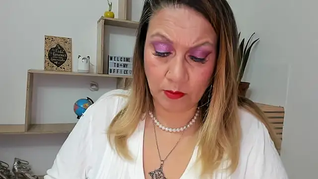 Snapshot of yayita_mature chatting on 10/09/25, 01:09 yayita mature online show from 10/09/25, 01:09